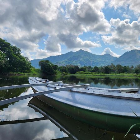Samabe Lake Dambulla Exterior photo